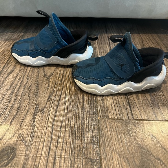 Nike Air Jordan 23SEVEN blue + black slip on toddler size 8c - Picture 2 of 7